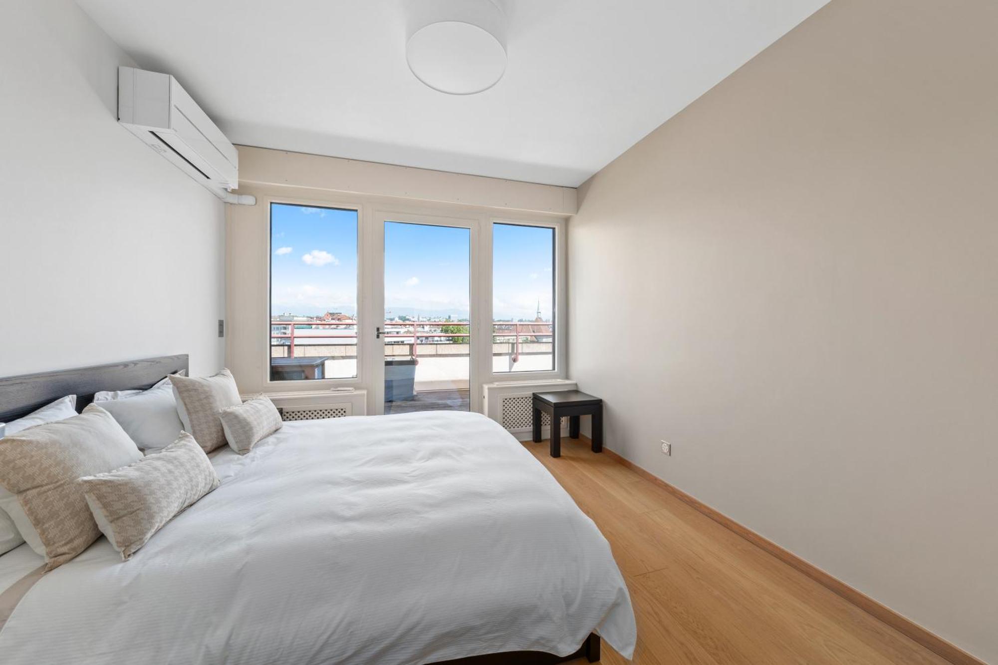 Exclusive 3 Bedroom Luxury Penthouse