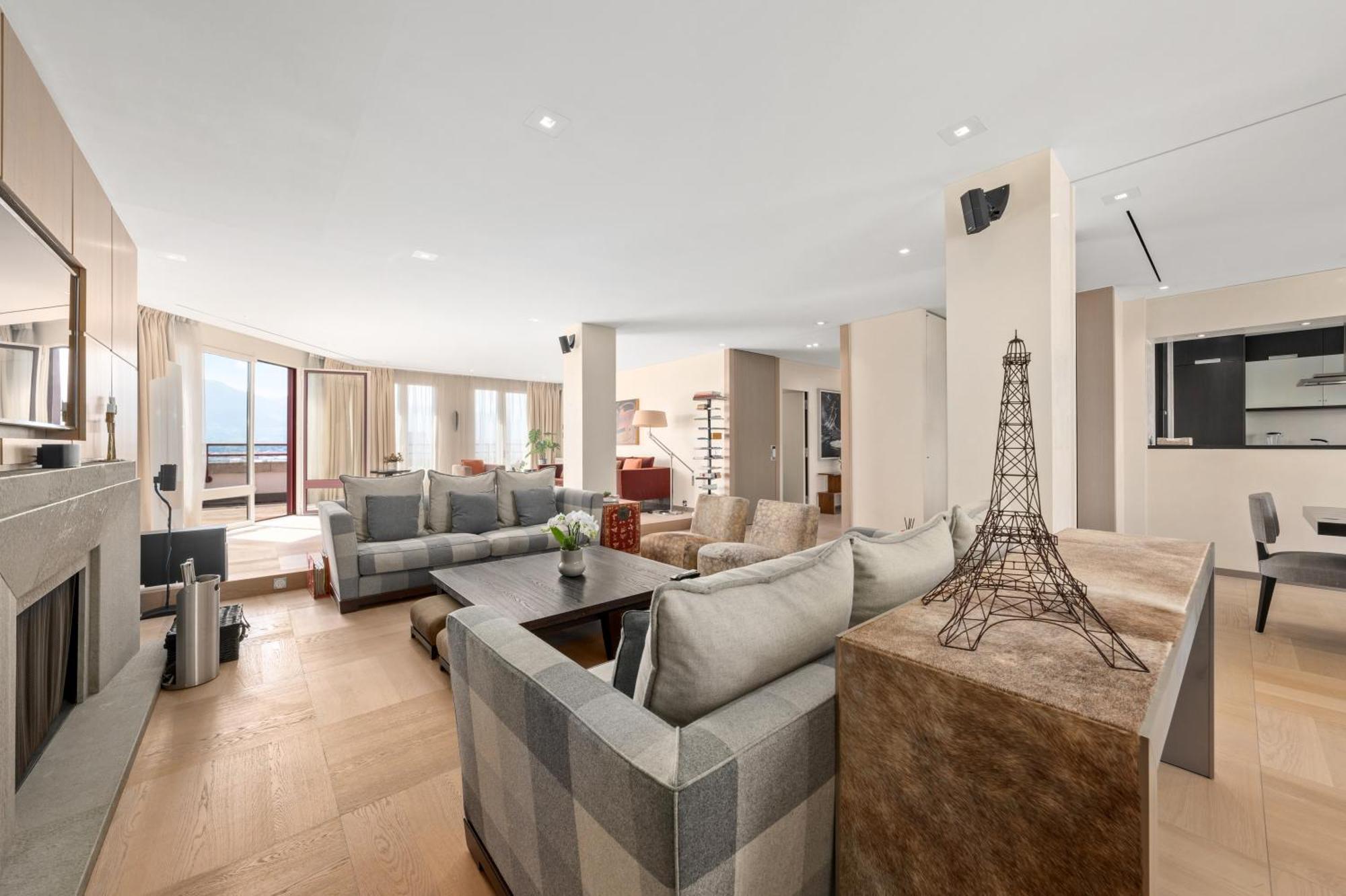 Exclusive 3 Bedroom Luxury Penthouse * Geneva