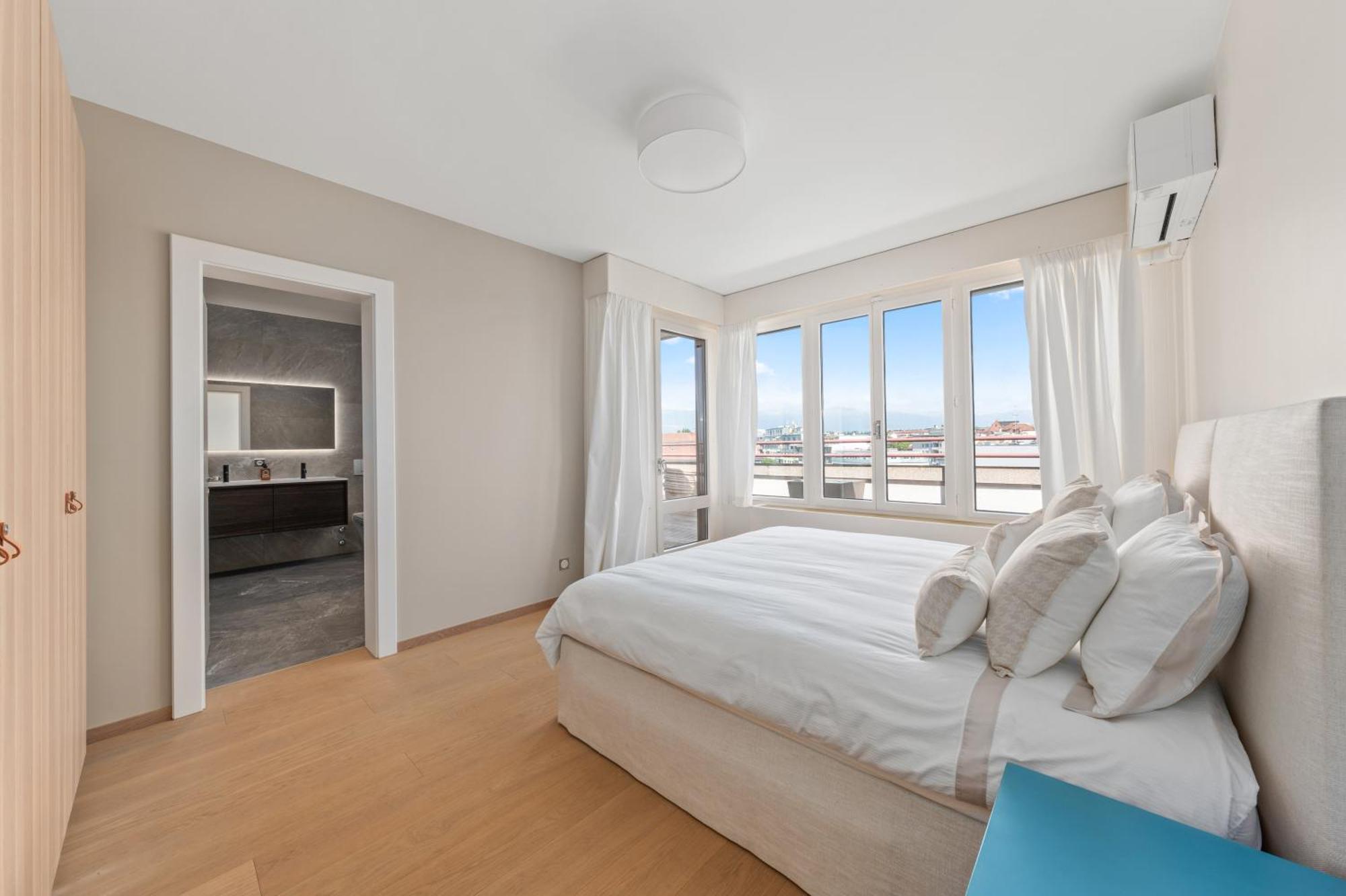 Exclusive 3 Bedroom Luxury Penthouse Appartement *