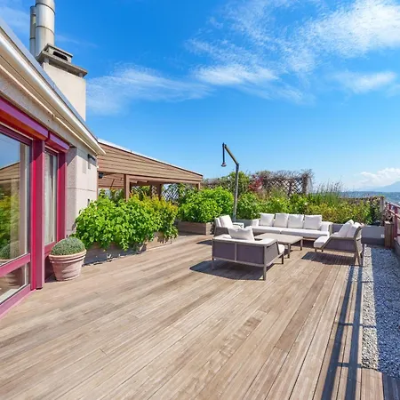 Exclusive 3 Bedroom Luxury Penthouse Genève